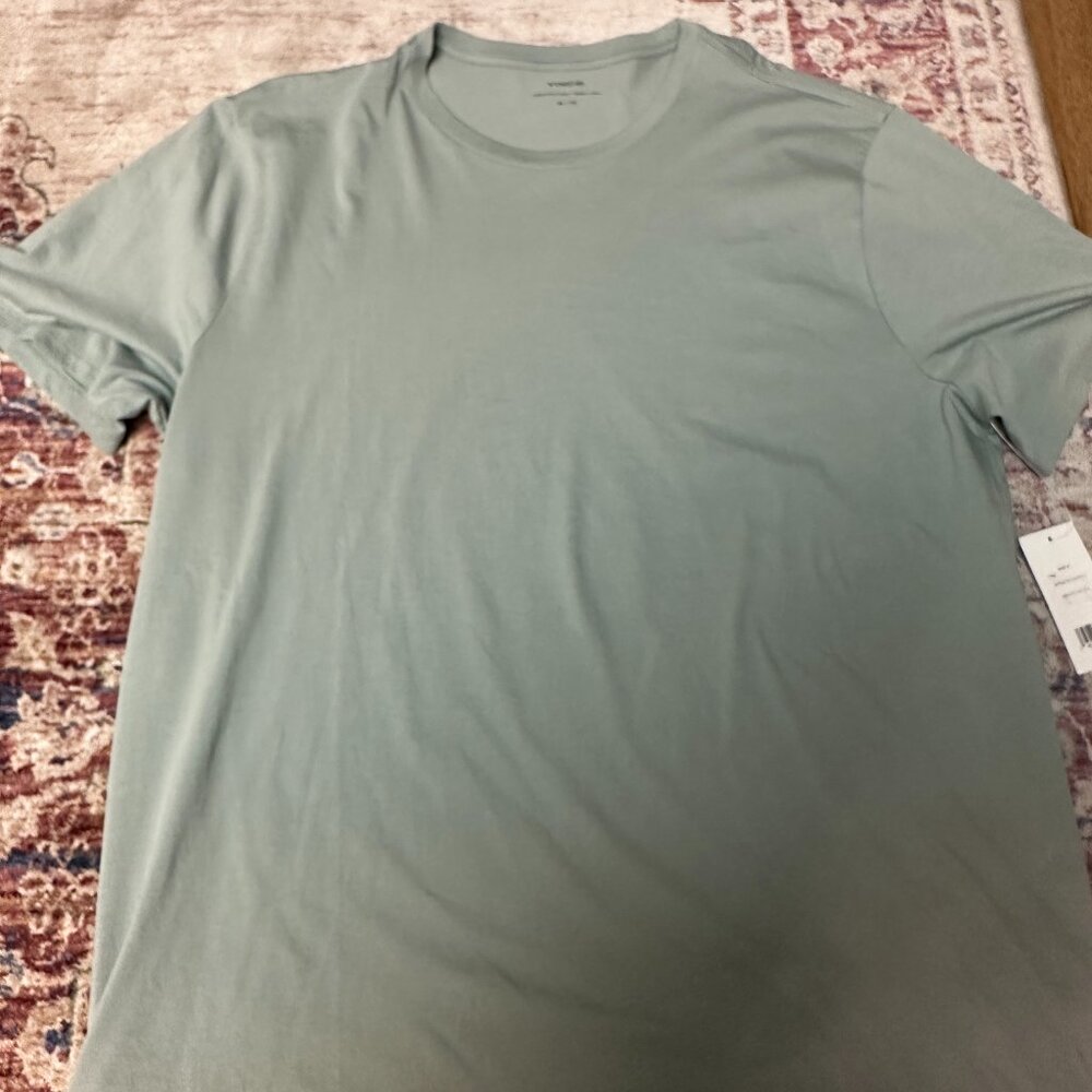 Men's Crew Neck Short Sleeve Tee in Sage Green